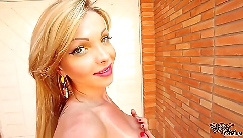 Hot amateur brunette with a hot black dick in her mouth