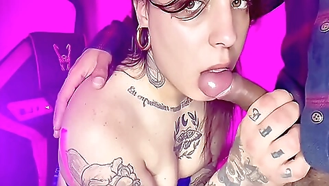 A bareback gangbang with a brunette and a tattooed babe